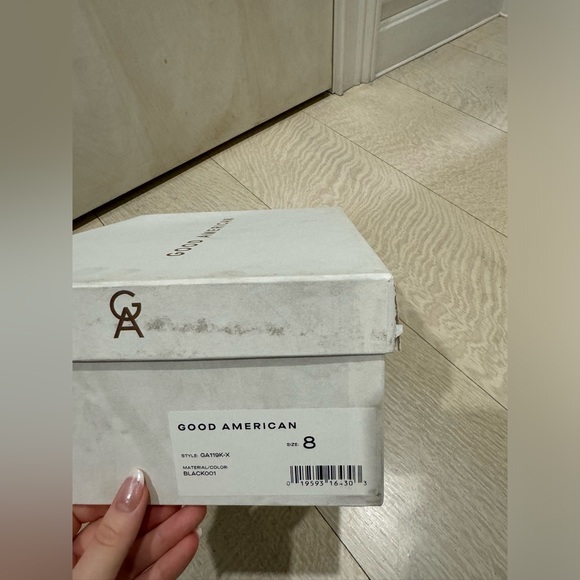 Good American ombré heels - Picture 7 of 7